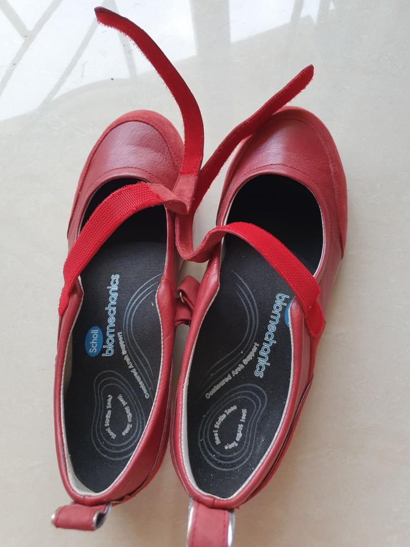 scholl biomechanics shoes