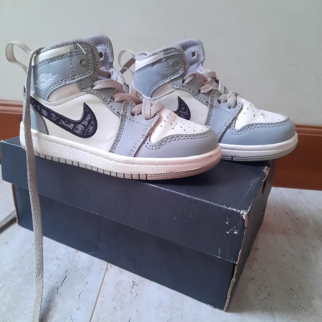 sepatu nike air jordan dior