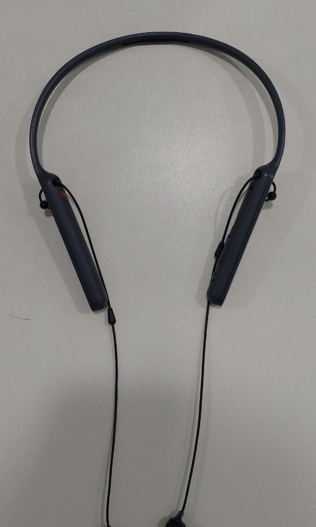 Sony WI C400 in-ear headphones, Audio, Earphones on Carousell