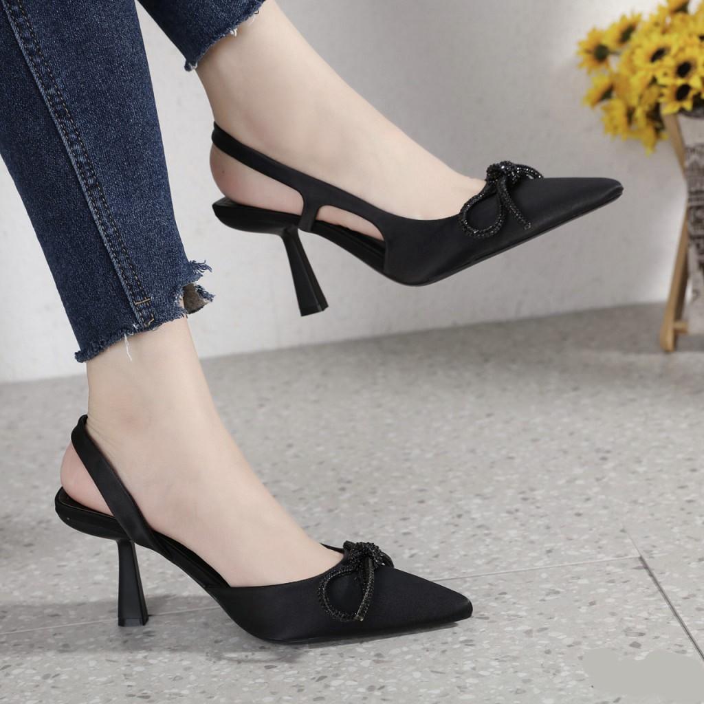 Sepatu pump heels sales