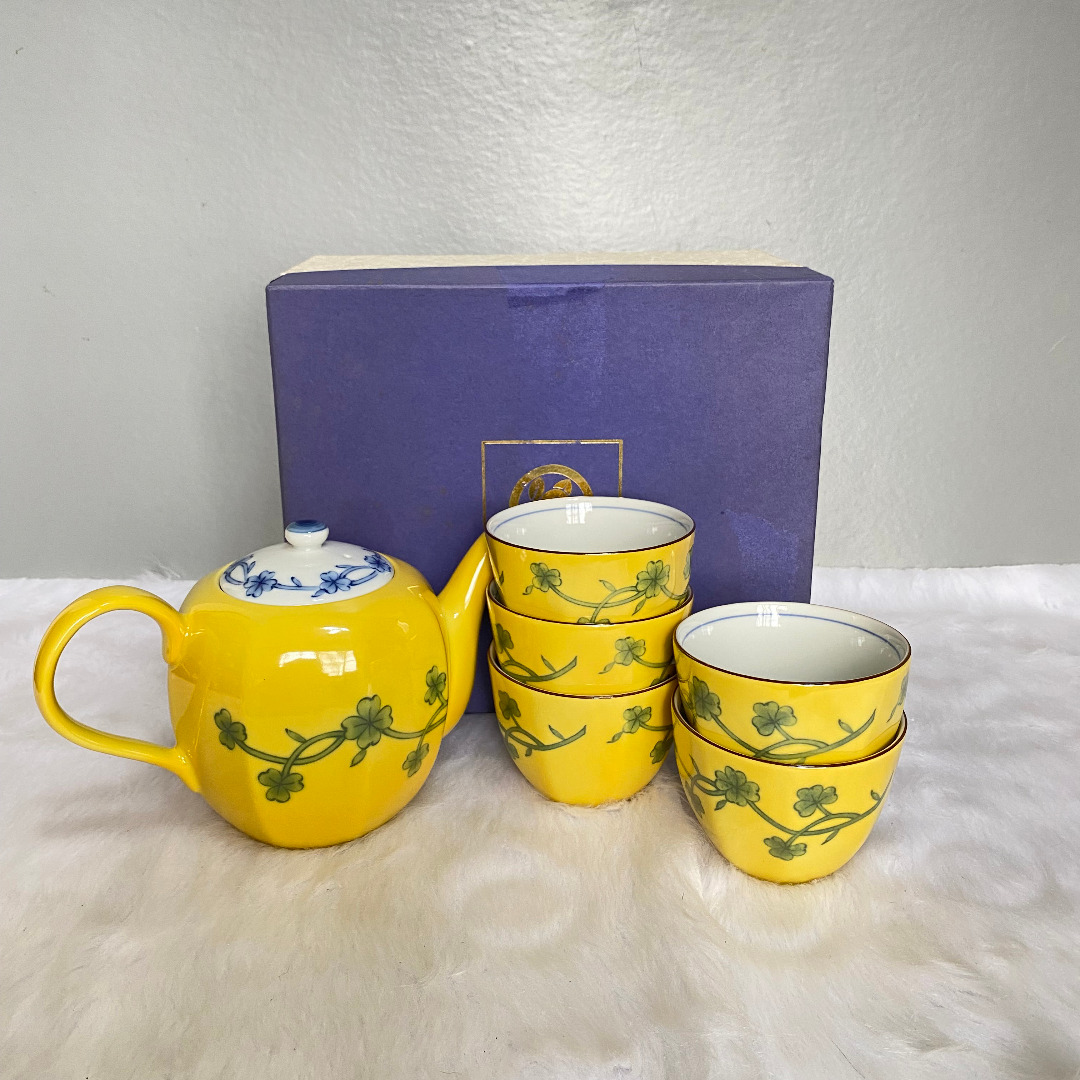 Tachikichi Yellow Blue Painted Tea Set, Furniture & Home Living