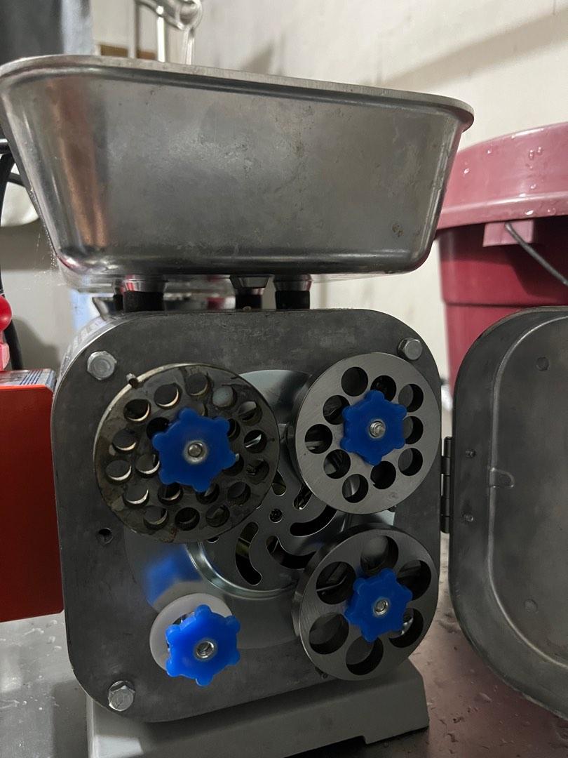 TASIN meat grinder, TV & Home Appliances, Kitchen Appliances, Other