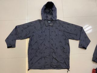 （分類：）位於 。 由 ahchingching22 提交（商品編號 1193554387，圖片 1）。簡介： 。