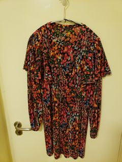（分類：）位於 。 由 lookawesome 提交（商品編號 1193561797，圖片 1）。簡介： 。
