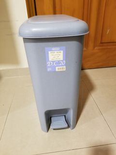 （分類：）位於 。 由 kaminsky 提交（商品編號 1188563946，圖片 1）。簡介： 。