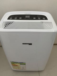 （分類：）位於 。 由 scheung123123 提交（商品編號 1188565351，圖片 1）。簡介： 。