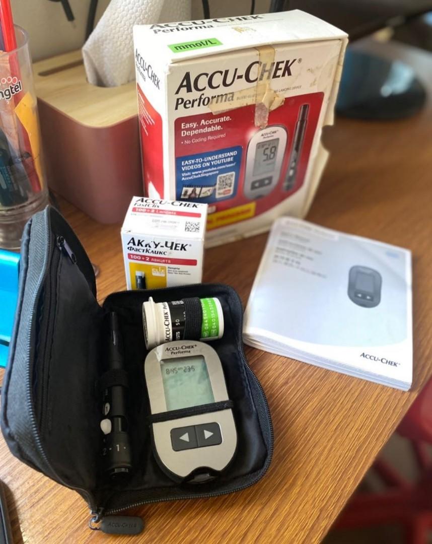ACCUCHEK Performa Blood Glucose Meter and Lancing Device, Health