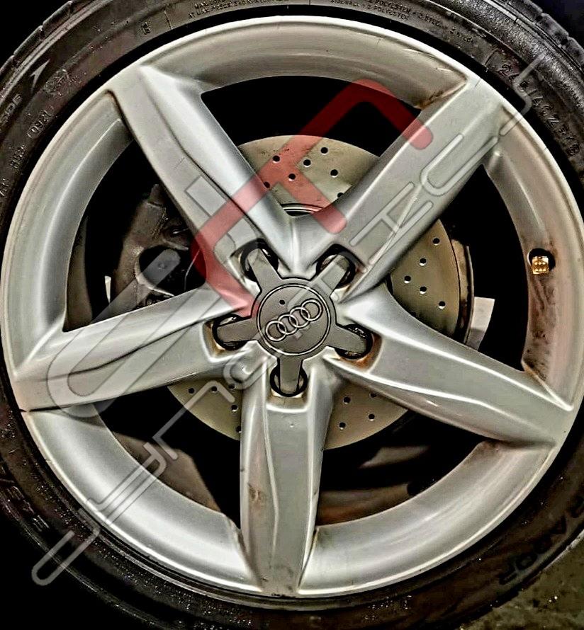 Audi: Brembo Xtra Drilled Rotors & Brembo Brake Pads (Category: Car Workshops & Services) located in Singapore. Submitted by dmsingapore (Listing ID 1172391615, Image 3). Description: 📣 Available for most Audi, A1/A3/A4:- ⚠️ Higher end models, pricing maybe higher, please check with us if your model is not listed here. ~~~~~~~~~~~~ Front Braking Upgrade:- ➡️ Brembo Xtra Drilled Rotors @ $480. ➡️ Brembo Brake Pads @ $280. ➡️ Direct Stock Fitment.