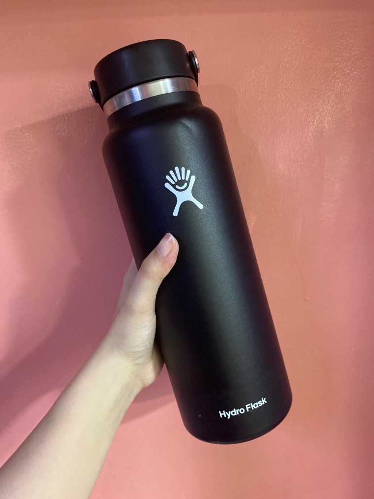 Hydro Flask 40 Oz Black Water Bottle - W40BTS001