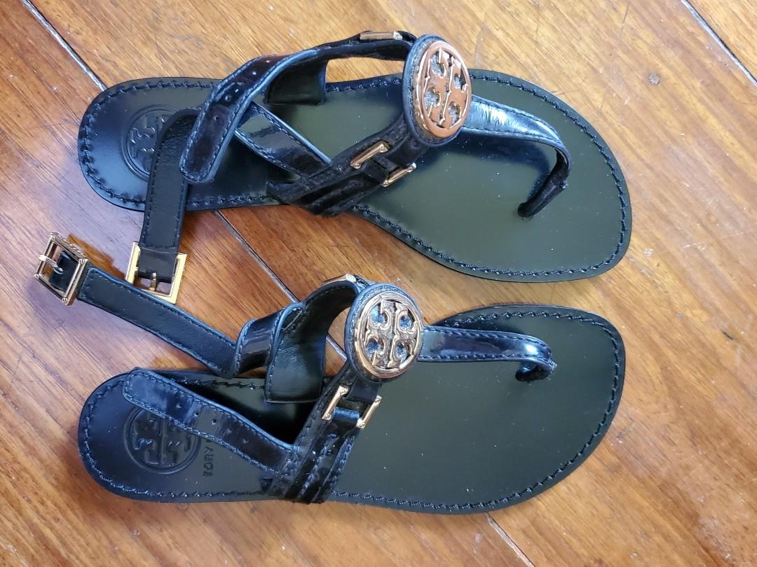 Authentic Tory burch sandals with back strap in black, Women's Fashion,  Footwear, Flats & Sandals on Carousell