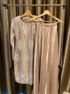 (Category: ) located in . Submitted by Sweetop_Boutique (Listing ID 1188440420, Image 1). Description: .