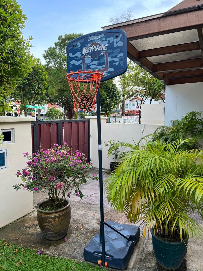 Basketball hoop Decathlon B200, Sports Equipment, Sports & Games