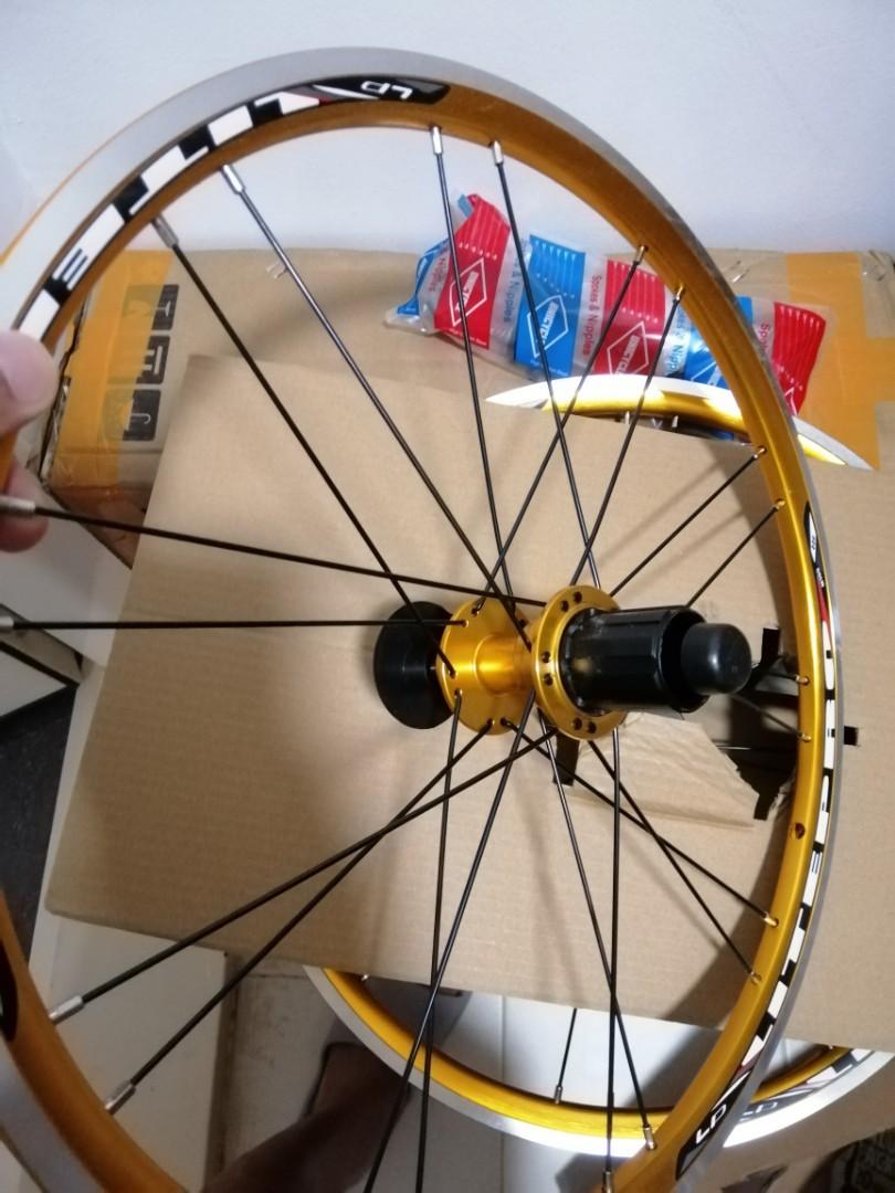 Bicycle 20'' wheel set, v brake, cassette, come with clicking sound
