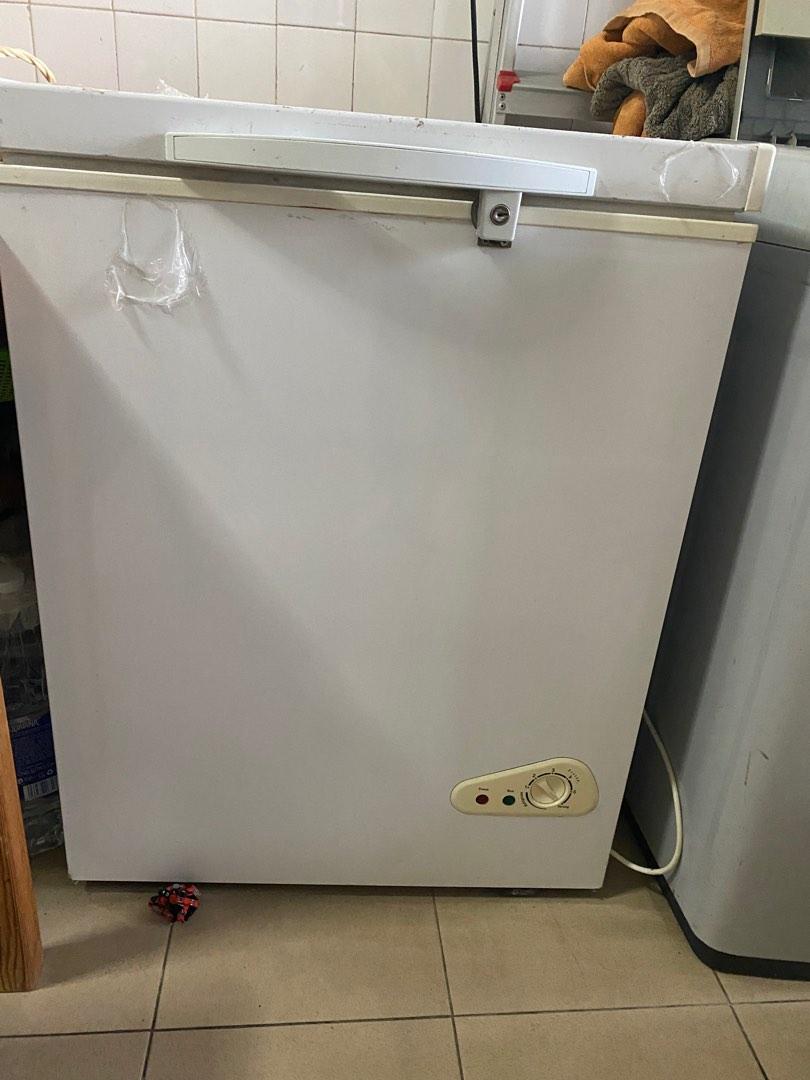 Butterfly chest frezer 110l, TV & Home Appliances, Kitchen Appliances