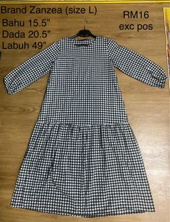 (Category: ) located in . Submitted by nora_wardrobe (Listing ID 1188546791, Image 1). Description: .