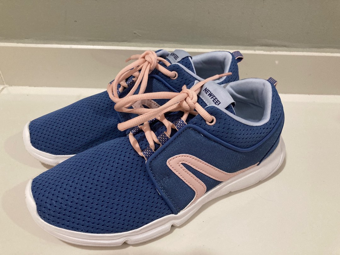 Ladies walking outlet shoes decathlon