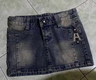 (Category: ) located in . Submitted by MalditasCloset (Listing ID 1188485099, Image 1). Description: .