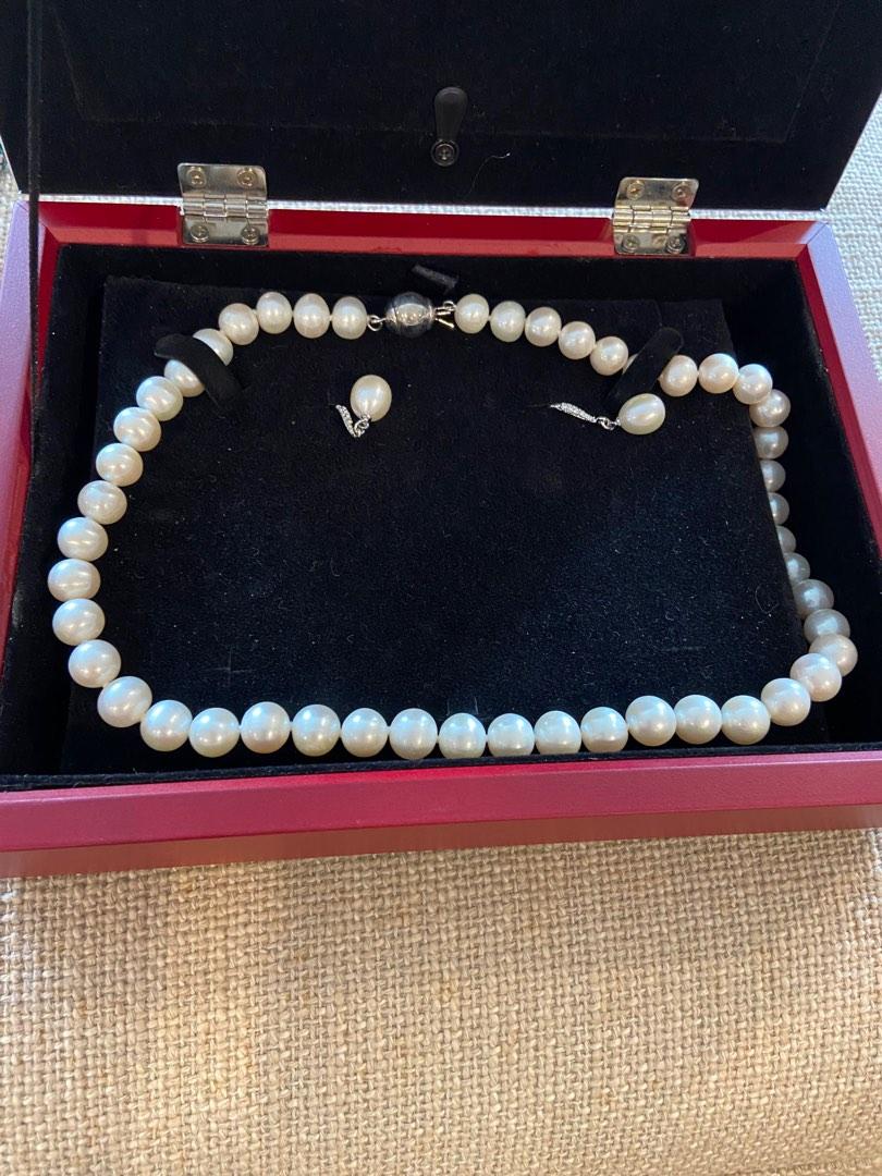 Fake pearl necklace and earring set clearance
