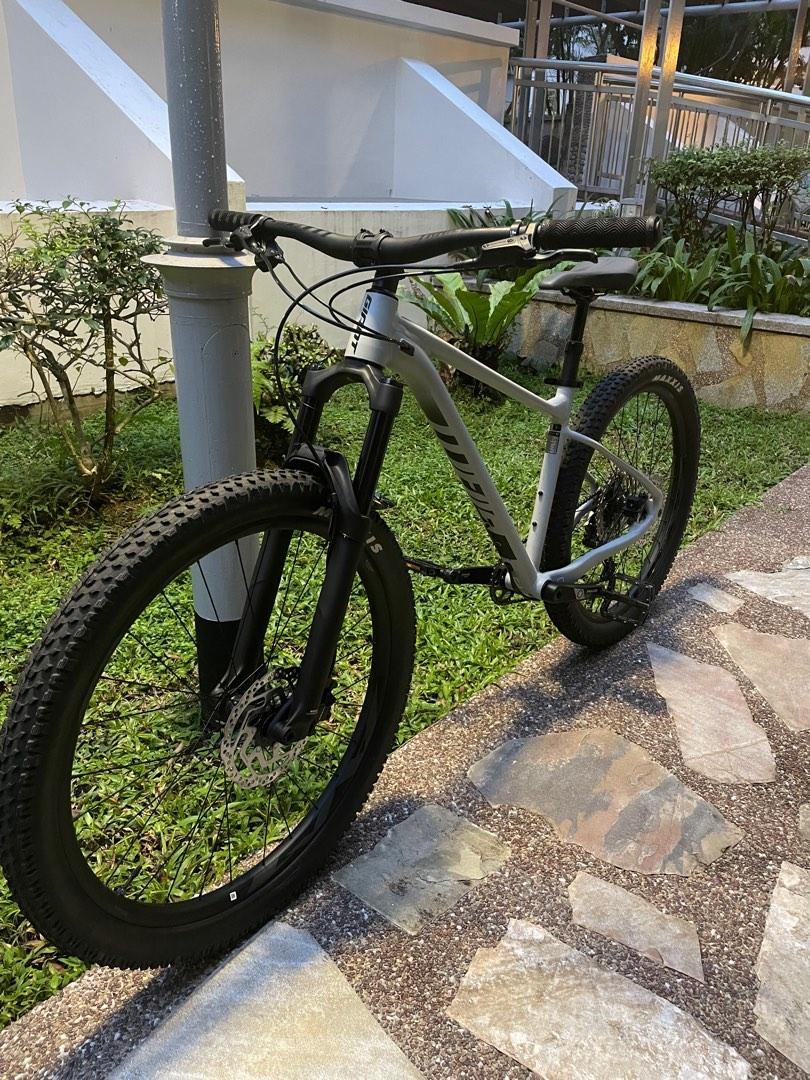 Giant aggressive online hardtail