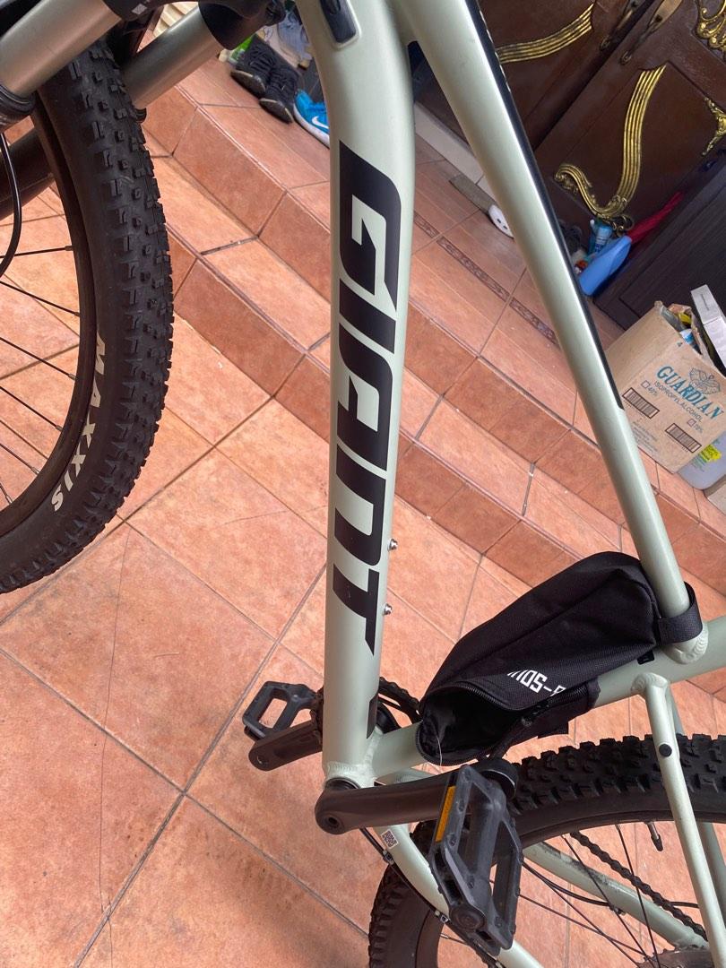 Giant Talon 1 27.5, Sports Equipment, Bicycles & Parts, Bicycles on