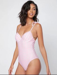 (Category: ) located in . Submitted by hellosummerph (Listing ID 1188469374, Image 1). Description: .