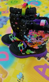 (Category: ) located in . Submitted by bubblezzzz (Listing ID 1188470408, Image 1). Description: .