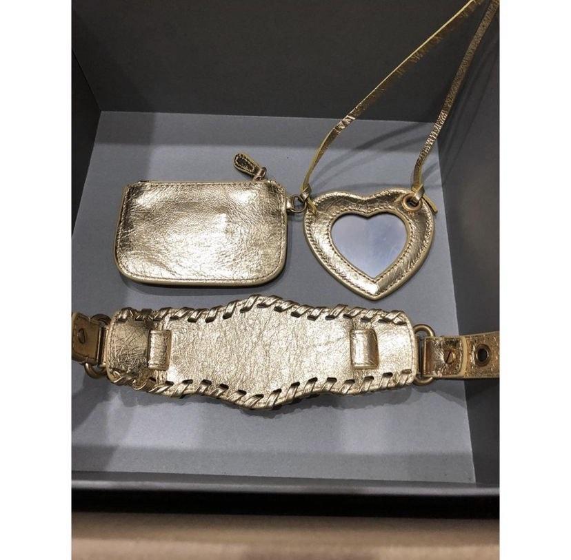 gold le cagole (Category: Luxury Bags & Wallets) located in Manila. Submitted by chicandbaddie (Listing ID 1188461509, Image 3). Description: dm pls.