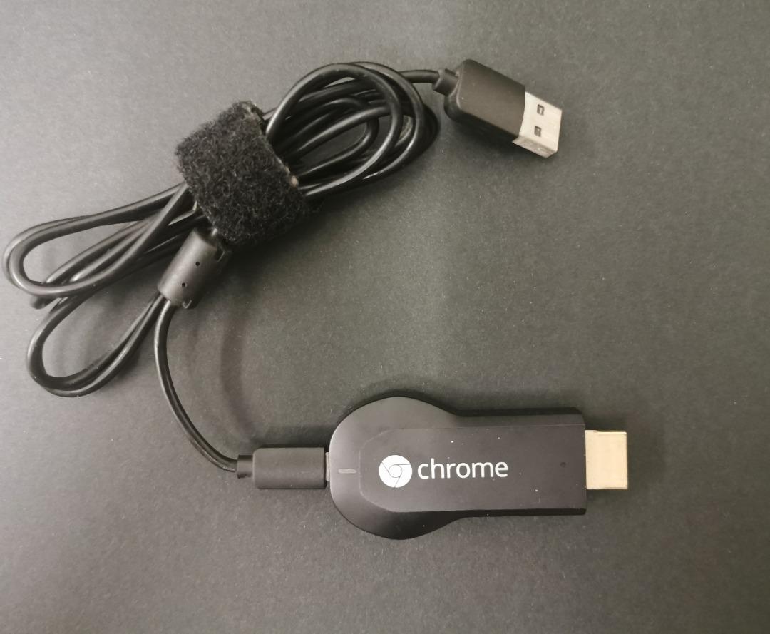 Google Chromecast (1st Generation) Media Streamer, TV & Home Appliances ...
