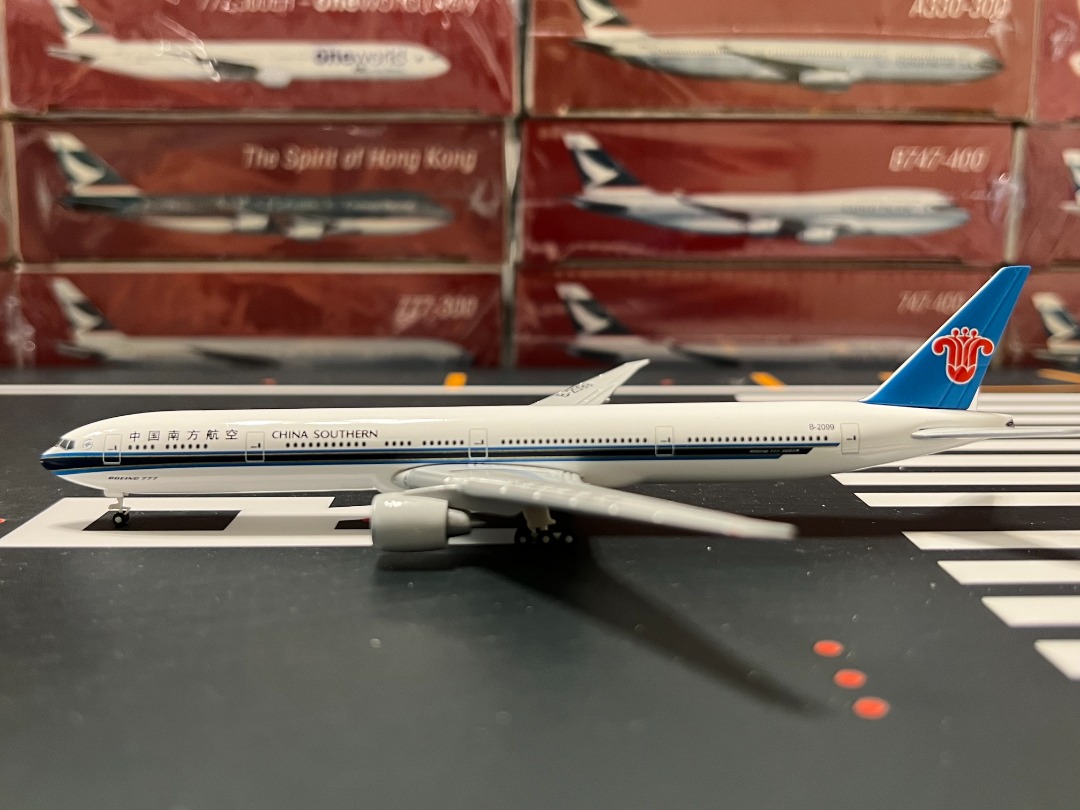 HERPA 1:500 NO.526791 CHINA SOUTHERN AIRLINES 中國南方航空BOEING