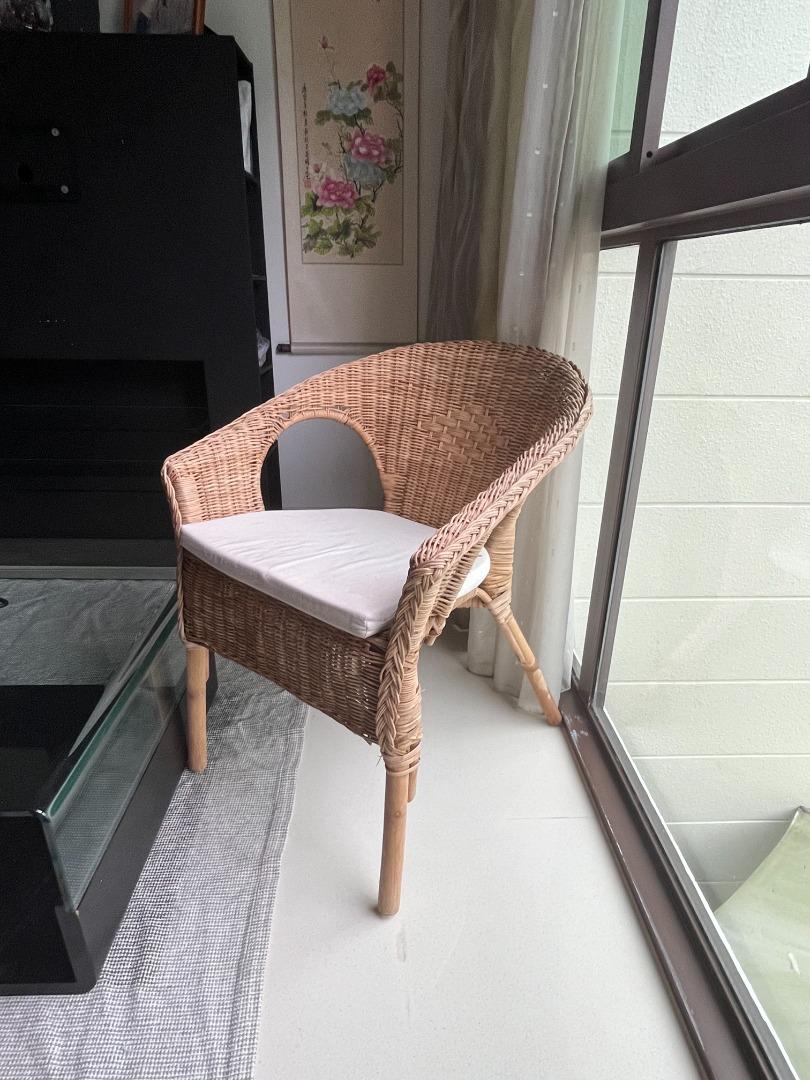 Agen discount armchair ikea
