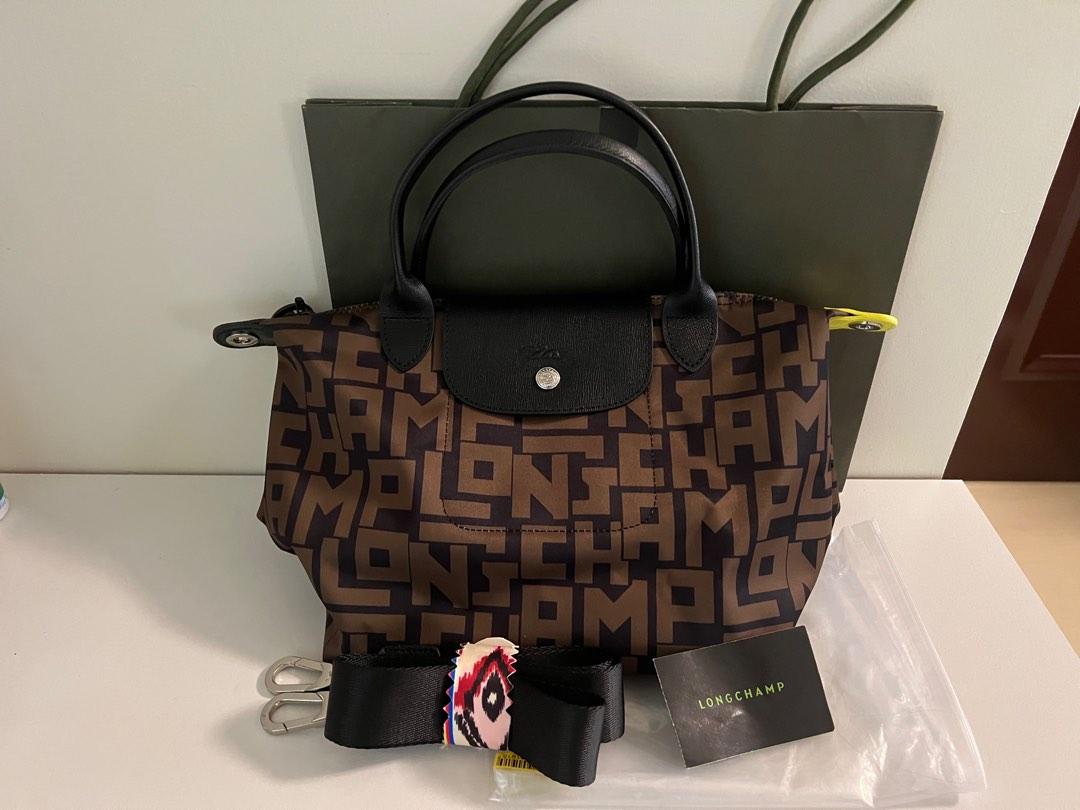 Longchamp LGP Cuir Small Black, Luxury, Bags & Wallets on Carousell