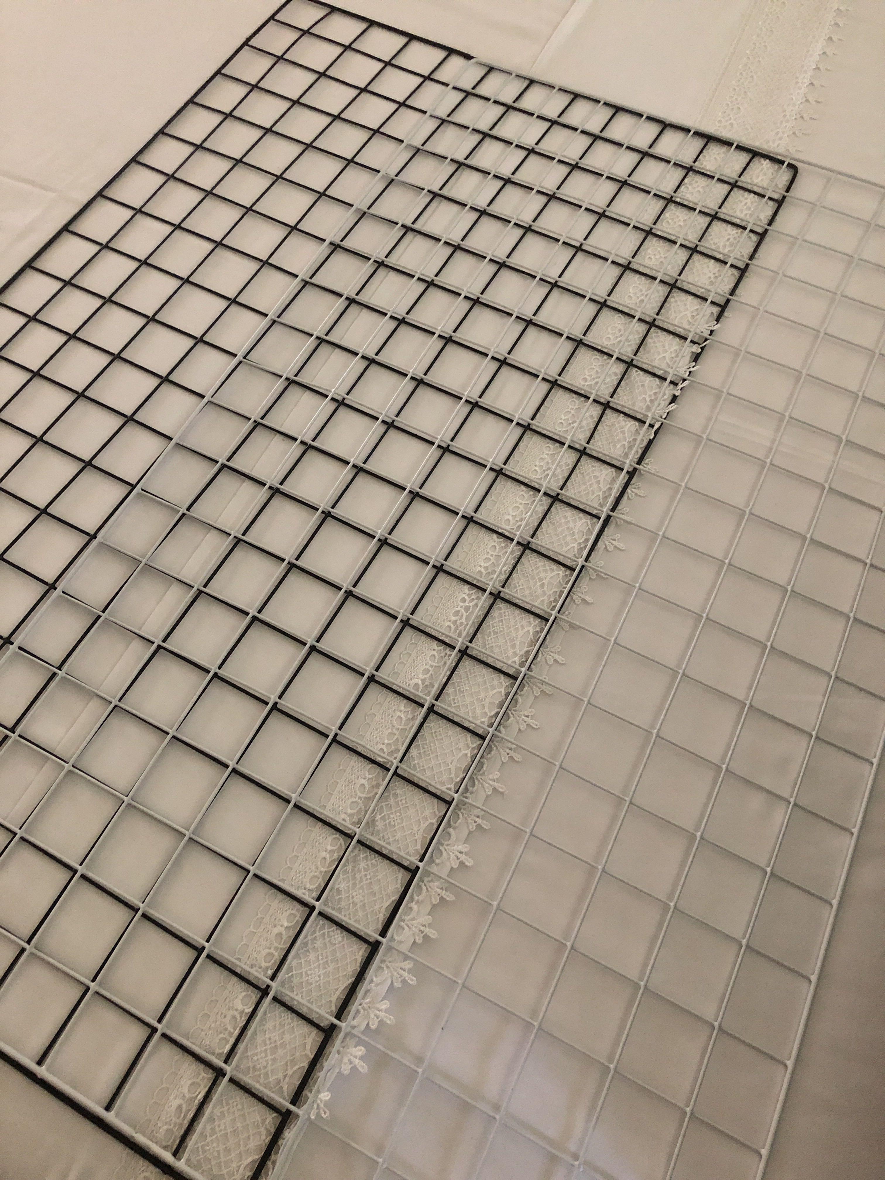 Mesh grid wire 60cm x 100cm (Category: Shelves, Cabinets & Racks) located in Muntinlupa City. Submitted by fufuwee (Listing ID 1188431847, Image 1). Description: Mesh grid wire black and white 150 per piece 4 black 4 white.