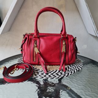 (Kategori: ) berada di . Dikirim oleh anna_ars (ID iklan 1188451355, Gambar 1). Deskripsi: .