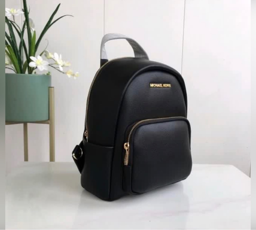Michael kors best sale signature backpack