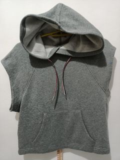 (Category: ) located in . Submitted by thrifted.yan (Listing ID 1188579247, Image 1). Description: .