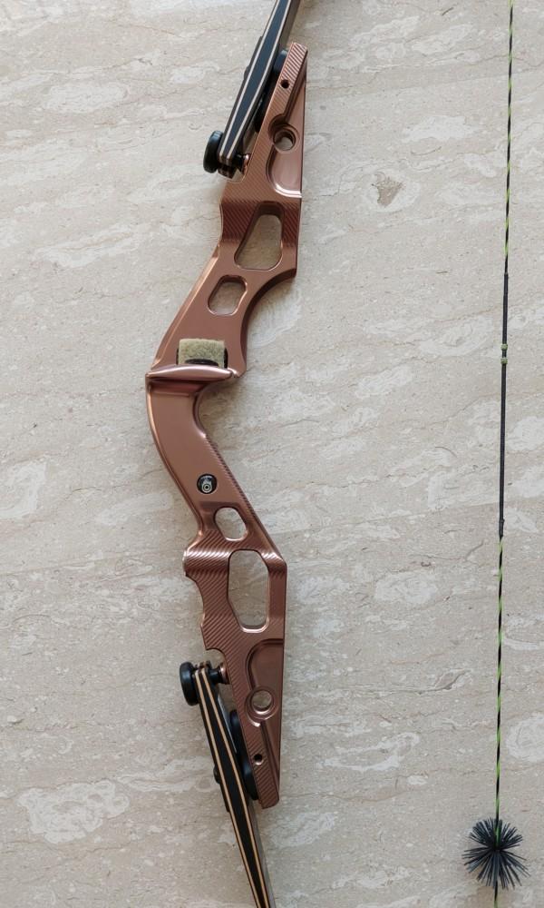 Archery Bow Riser Mybo Pathfinder 19" Riser ILF, Sports Equipment ...