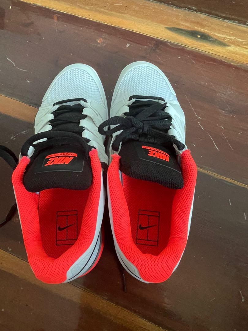 vapor 9.5 tennis shoes