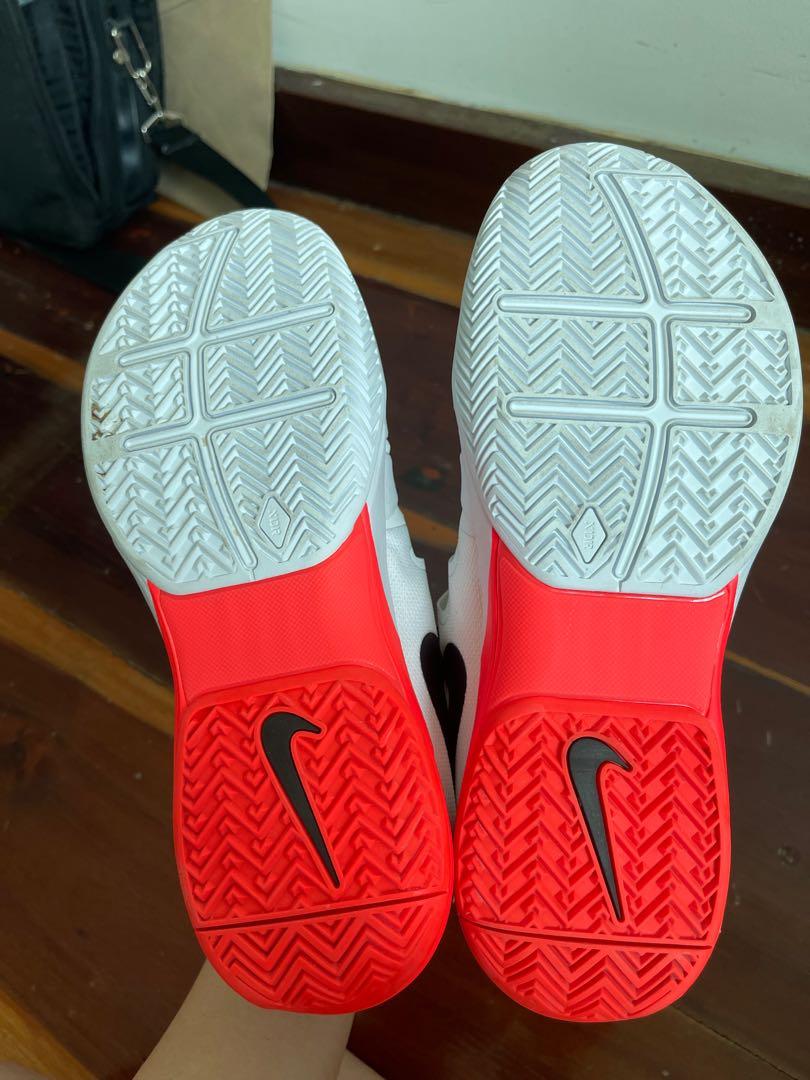 vapor 9.5 tennis shoes