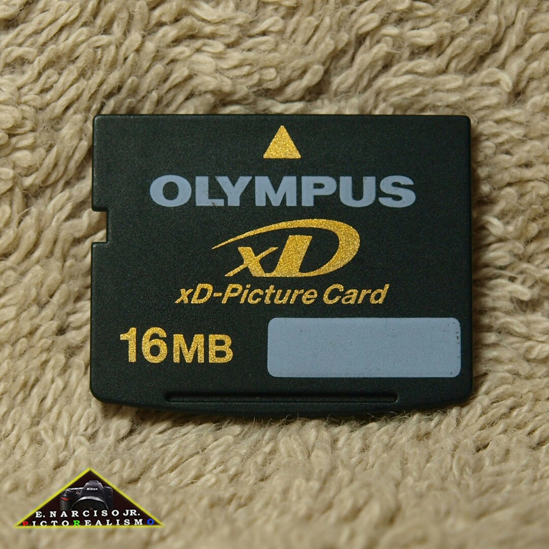 Olympus XD Picture Card For Vintage Digicams, Photography, Cameras on