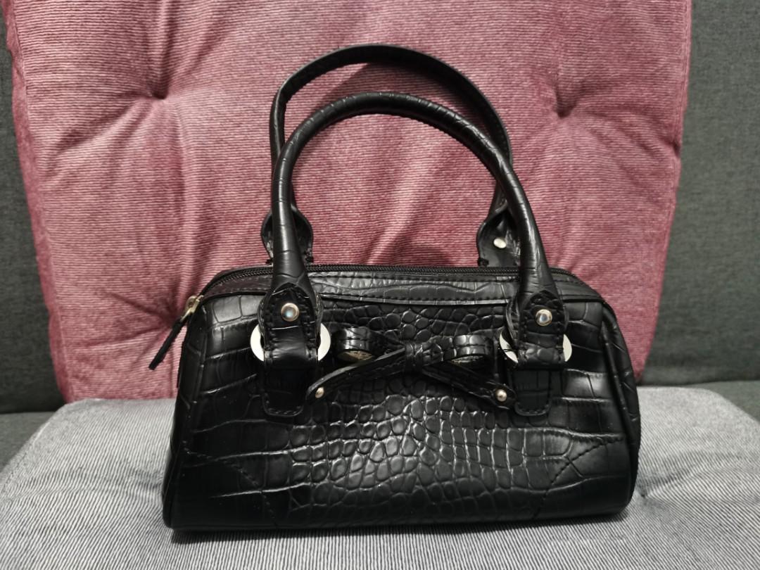 Liz claiborne black on sale leather purse