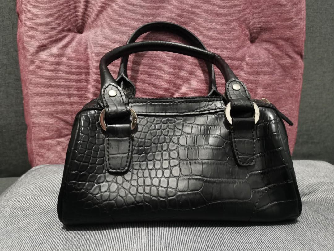 Liz Claiborne handbag black double handle