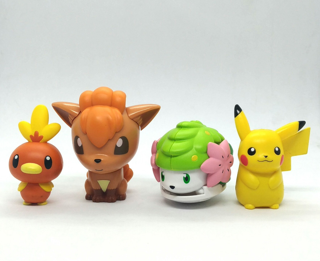 Pokemon nintendo set, Hobbies & Toys, Toys & Games on Carousell