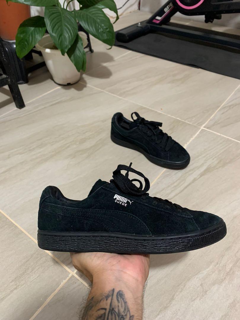 triple black suede foams