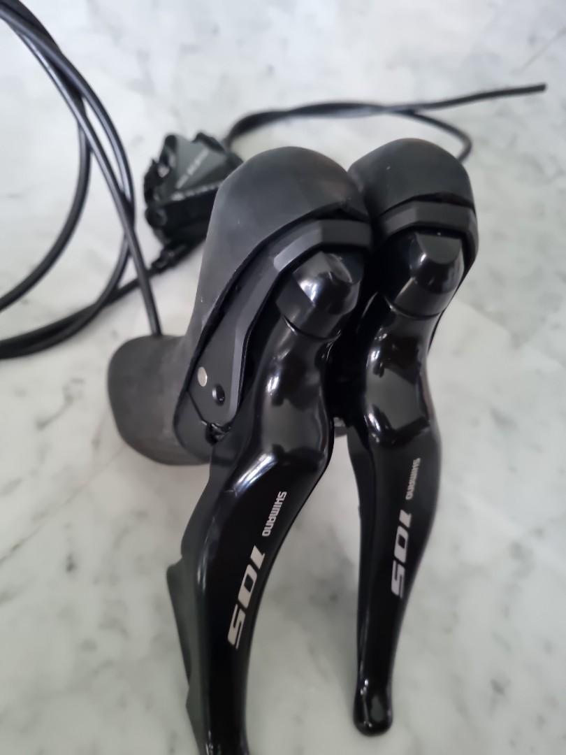 Shimano 105 R7020 Shifter set, Sports Equipment, Bicycles & Parts