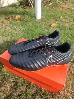 UK9 - Nike Tiempo Legend 7 Pro HG football boots