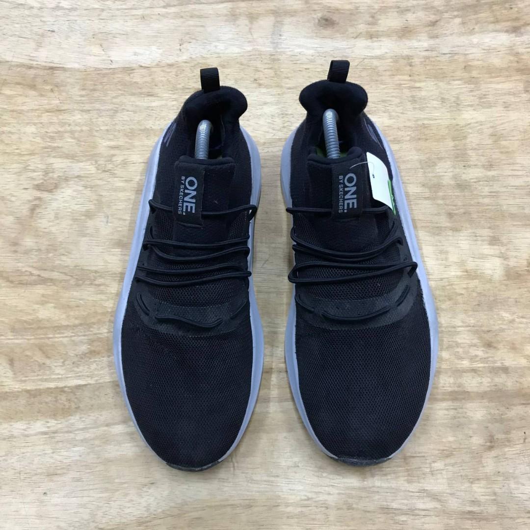 Skechers One Element Ultra GO Black Grey 8uk