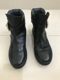 (Kategori: ) berada di . Dikirim oleh veive (ID iklan 1188405440, Gambar 1). Deskripsi: .
