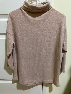 (Category: ) located in . Submitted by chaerin_collections (Listing ID 1188506428, Image 1). Description: .