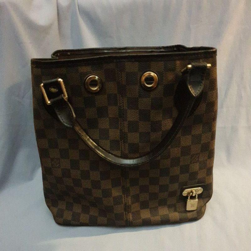 tas louis vuitton pria, Fesyen Wanita, Tas & Dompet di Carousell