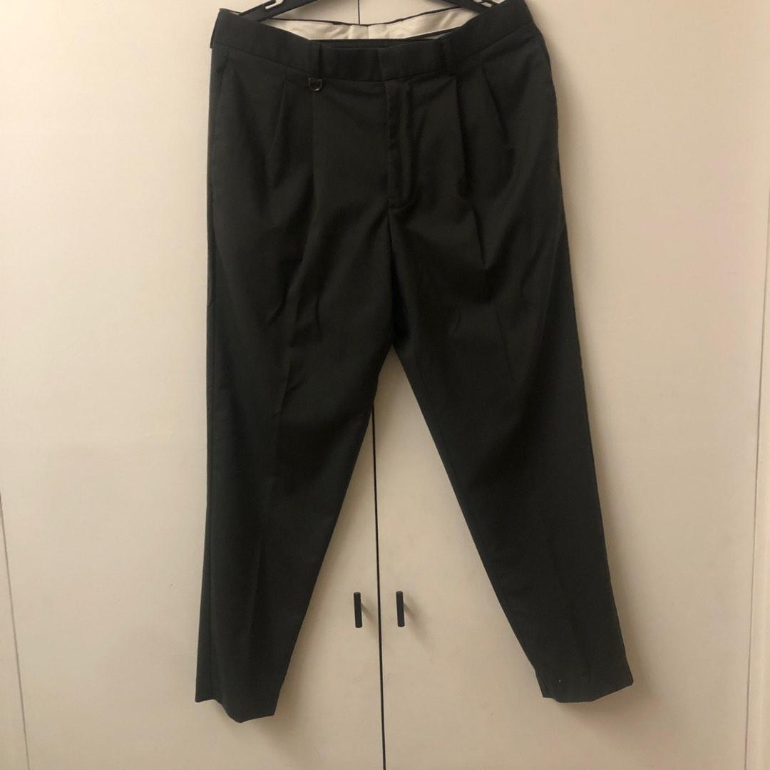 Topman Grey Chino Pants (Category: Chinos) located in Quezon City. Submitted by Zandee (Listing ID 1188398126, Image 1). Description: .